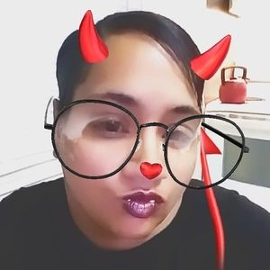 Meet your Posher, Krystal